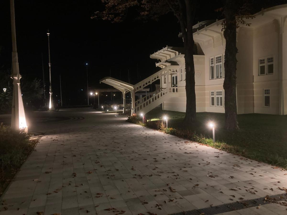 Апартаменти Zawia Apartman Балатонфельвар Екстер'єр фото